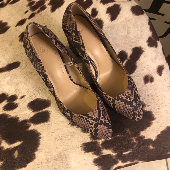 *** H&M Heels *** SZ 7 ~ NWOT - Picture 7 of 7